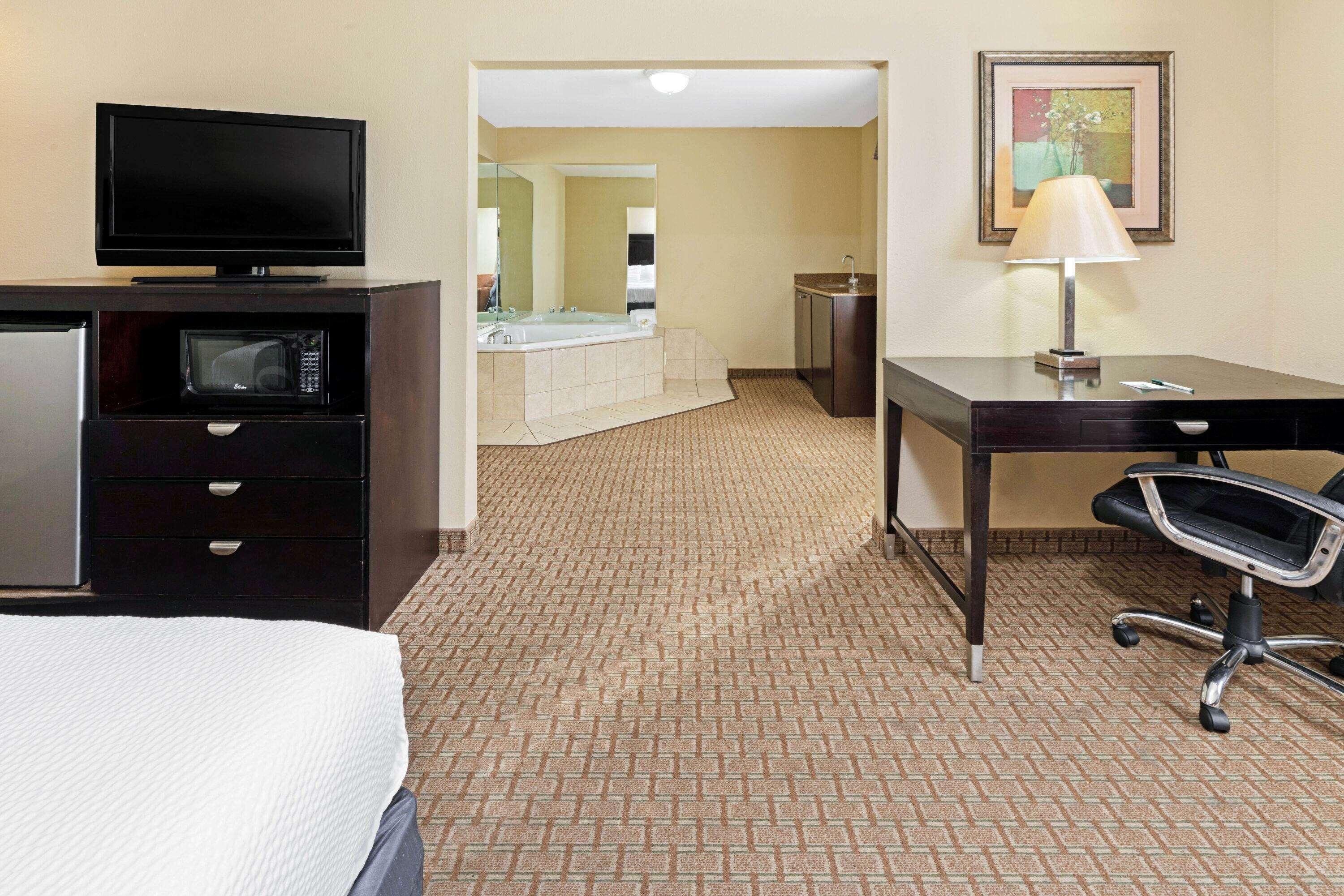 La Quinta By Wyndham Morgan City Exterior photo